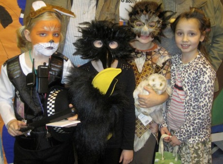 Four children were dressed as the main characters from the stories: Officer Tod, Gallus the craw, Hooley the hoolet and a little old lady.